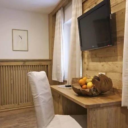 Post Hotel 3*