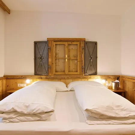 Post Hotel 3*
